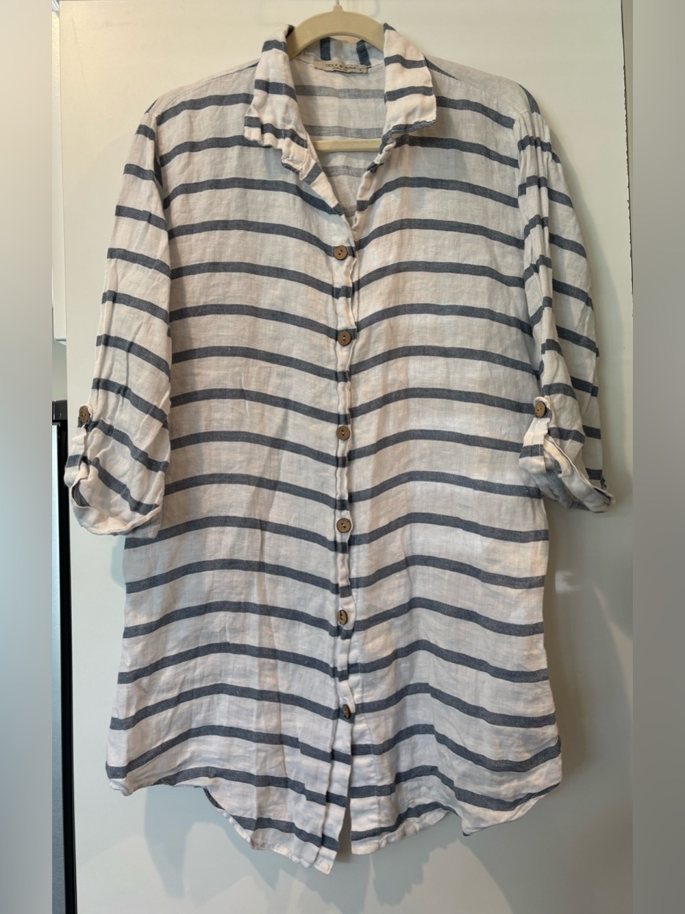 Viola Borghi 100% linen button down blouse size L as new condition!